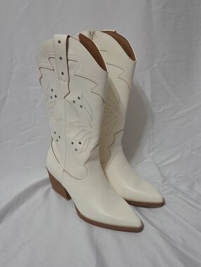 Ivory Western Style Pointed-Toe Mid-Calf Heeled Cowboy Boots, Size 6, New w/Tags